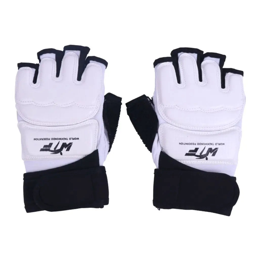 Boxkesztyű (félujjas)